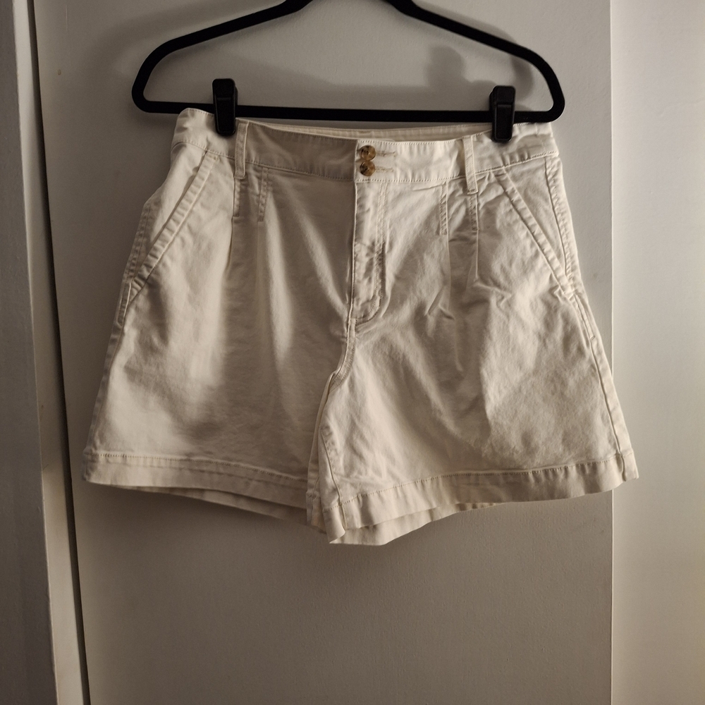 a.n.a Women's Cream High Waist Shorts